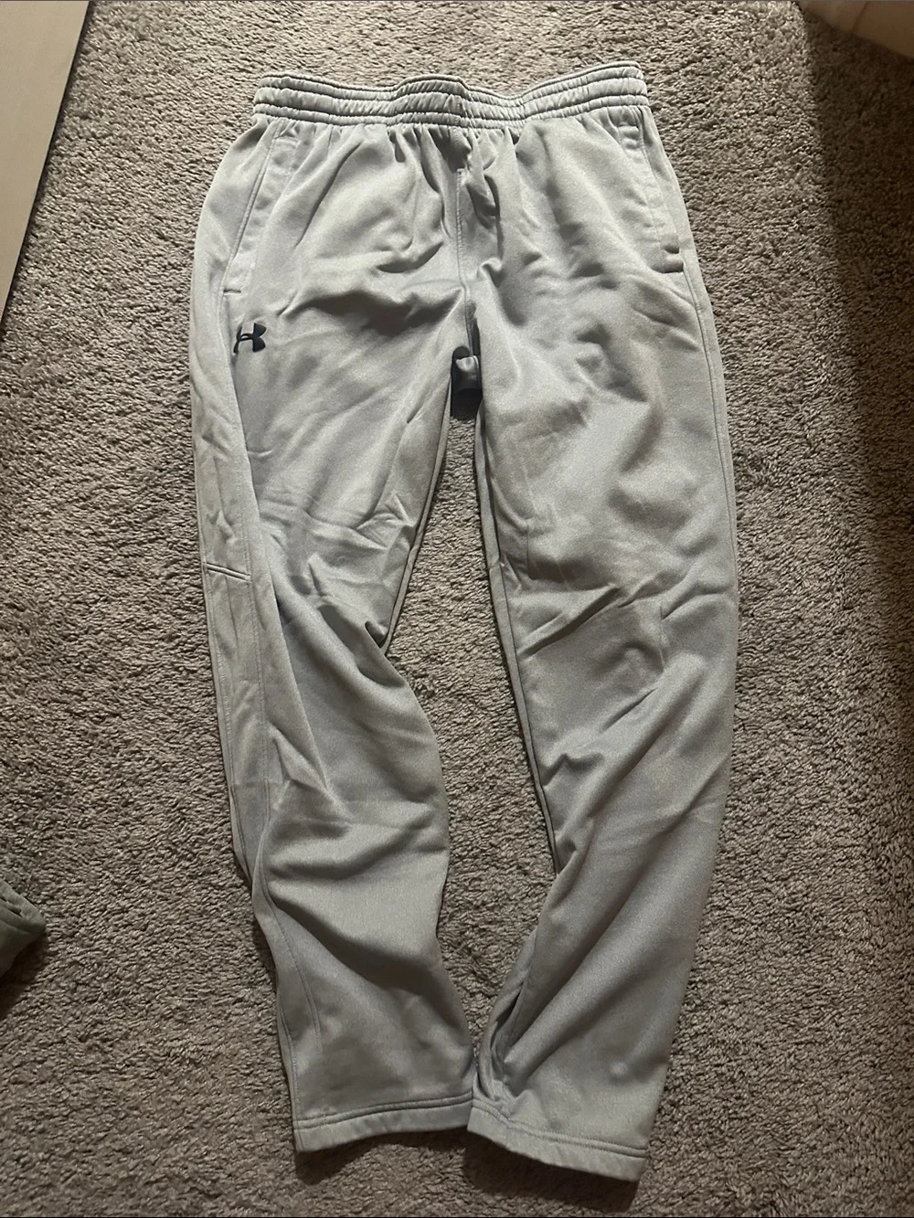 Under Armour Men’s Light Gray Athletic Joggers